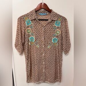 Johnny Was Brown Geo Print Button-Up Shirt with Turquoise Floral Embroidery Sm